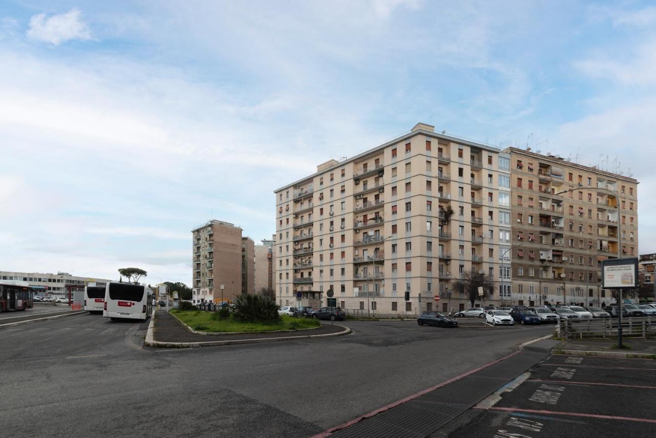 Sunny Apartment Piramide Rome Luaran gambar