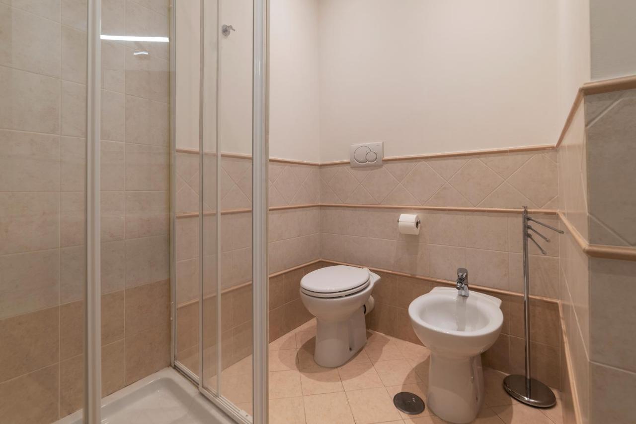 Sunny Apartment Piramide Rome Luaran gambar